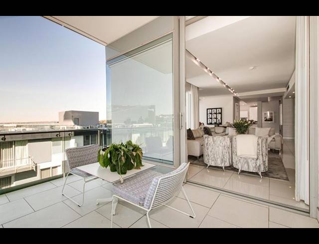 3 BEDROOM APARTMENT FOR SALE IN SANDHURST